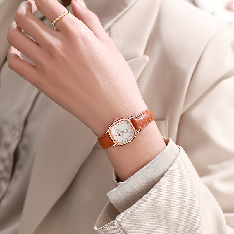 新品款式时尚小方形女士手表女款中初学生小众皮带石英表跨境爆款详情11