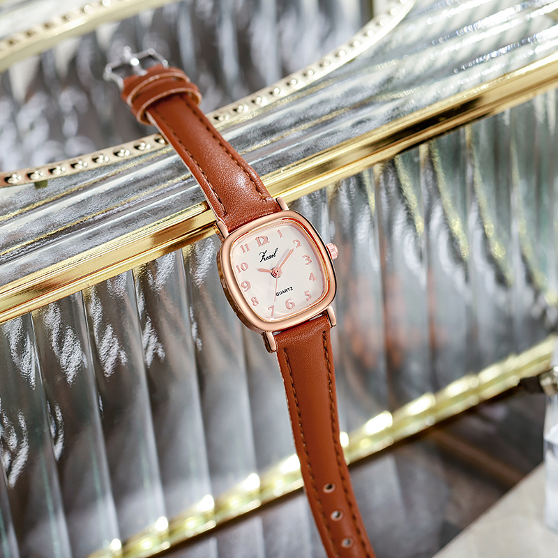 新品款式时尚小方形女士手表女款中初学生小众皮带石英表跨境爆款详情4