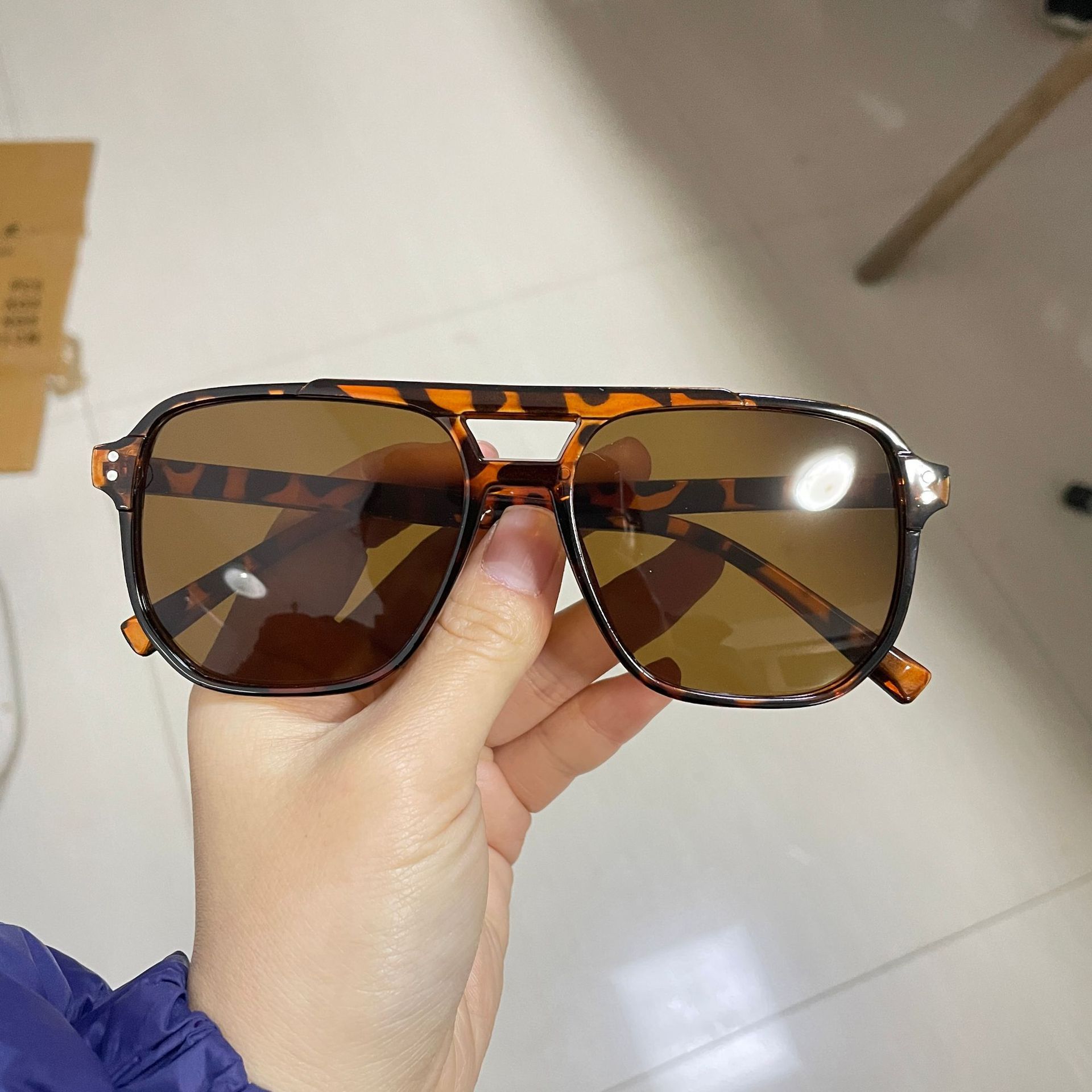 新款双梁大框男女同款高级感渐变大脸显瘦防晒防紫外线太阳镜墨镜详情8