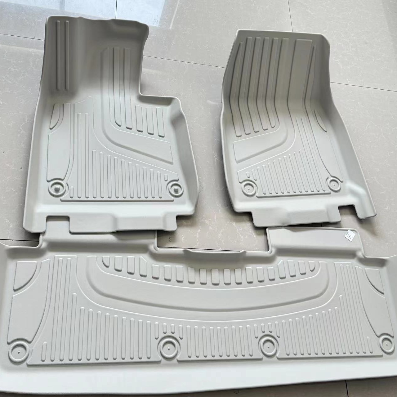 适用于24款小米su7跨境全天候环保无异味tpe专车专用汽车脚垫                            详情图4