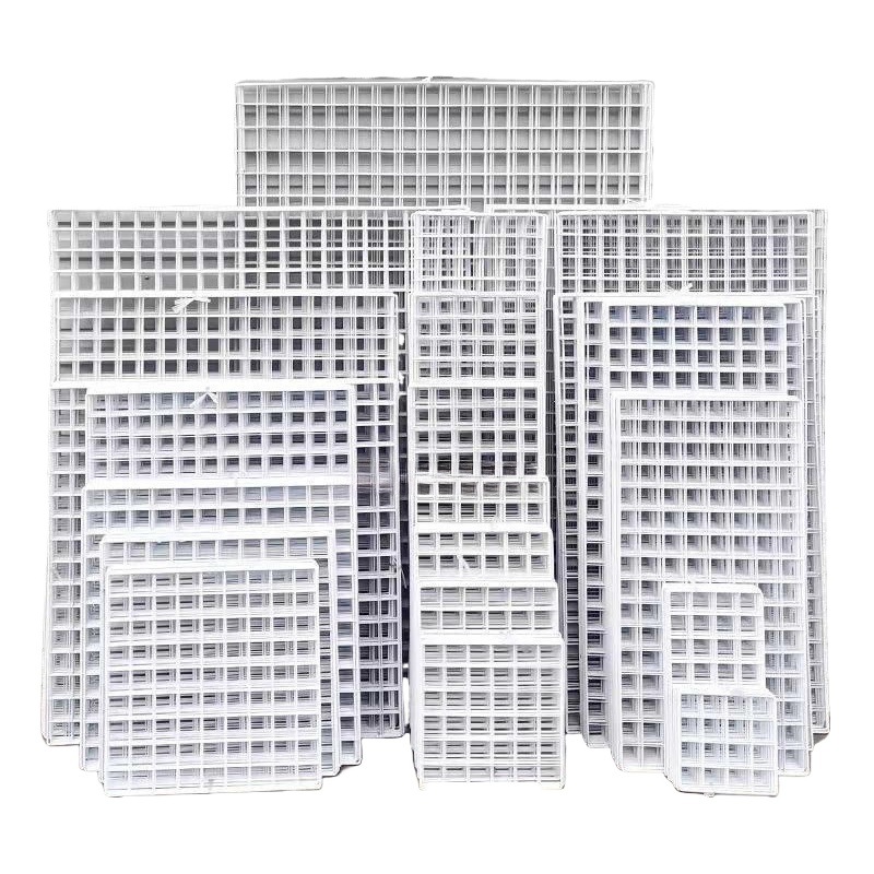 网片网格铁丝网超市挂网货架白色铁网展示架格子网格片挂墙置物架详情图4