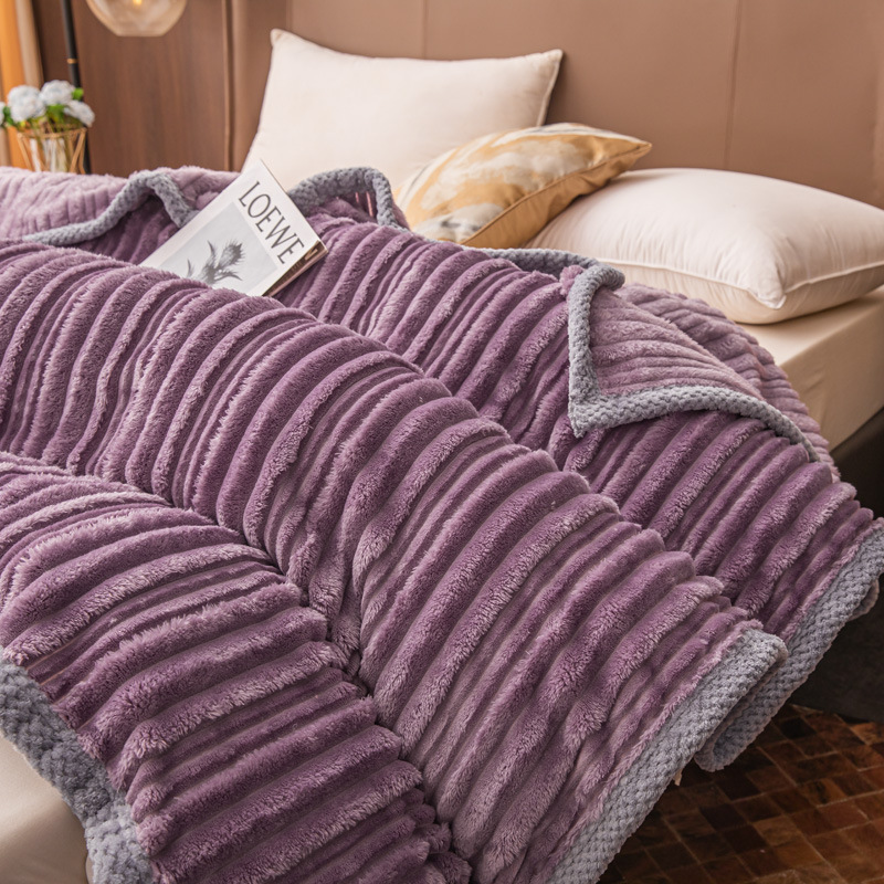 加厚珊瑚绒毛毯宽窄抽条仿兔毛绒牛奶绒法兰绒盖毯学生午休空调毯详情图3