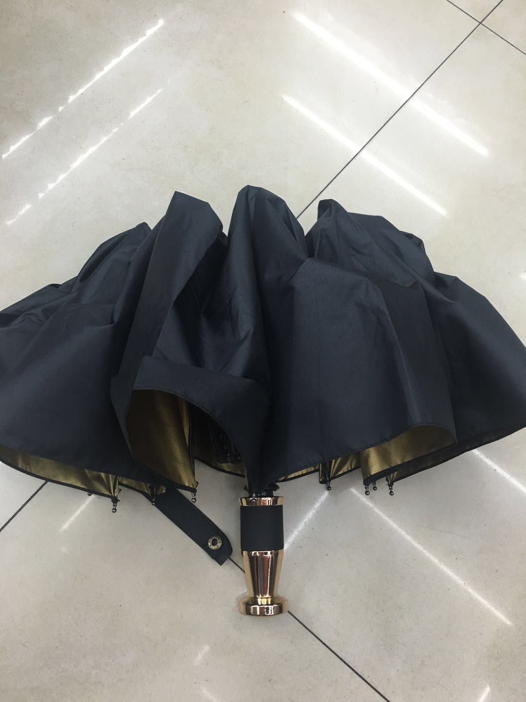 58cm10k金胶三折自开自收.防紫外线，内销外贸广告伞，厂家直销。详情图2