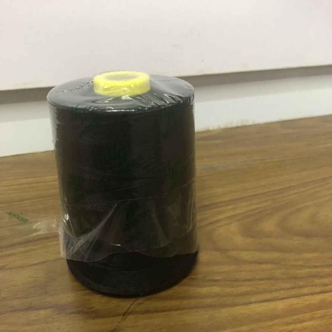 缝纫线原材料 纱线 缝纫线 化纤纱详情图1