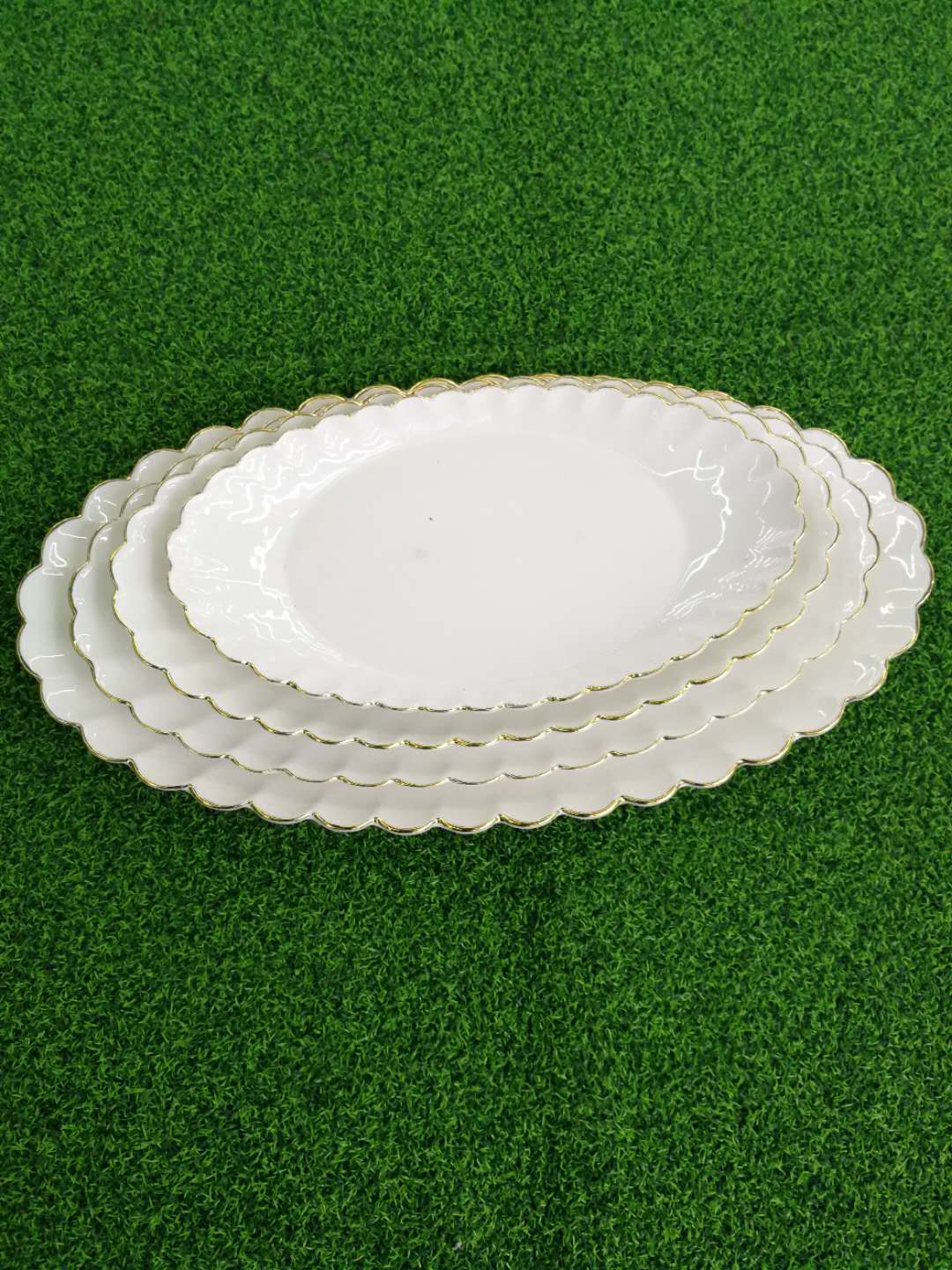 船形花边镀金陶瓷盘厂家直销当季新品可批发高质量高颜值详情图1