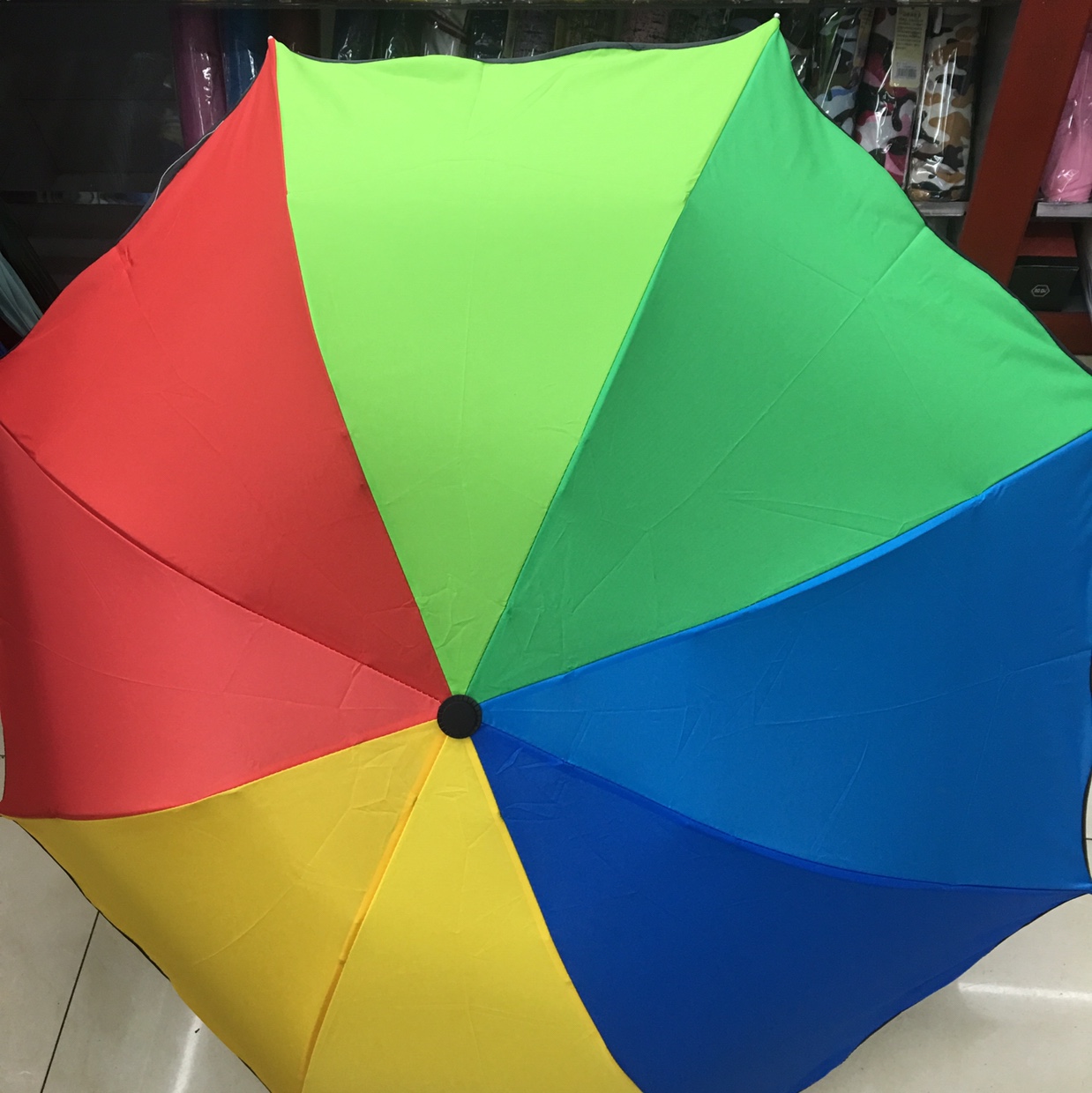 55公分荷叶边碰起彩虹三折伞详情图1