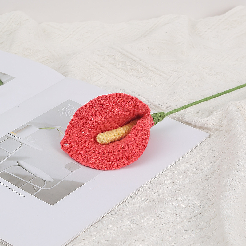 亚马逊手工成品编织玫瑰花铃兰花郁金香花仿真花毛线针织花束批发详情图4