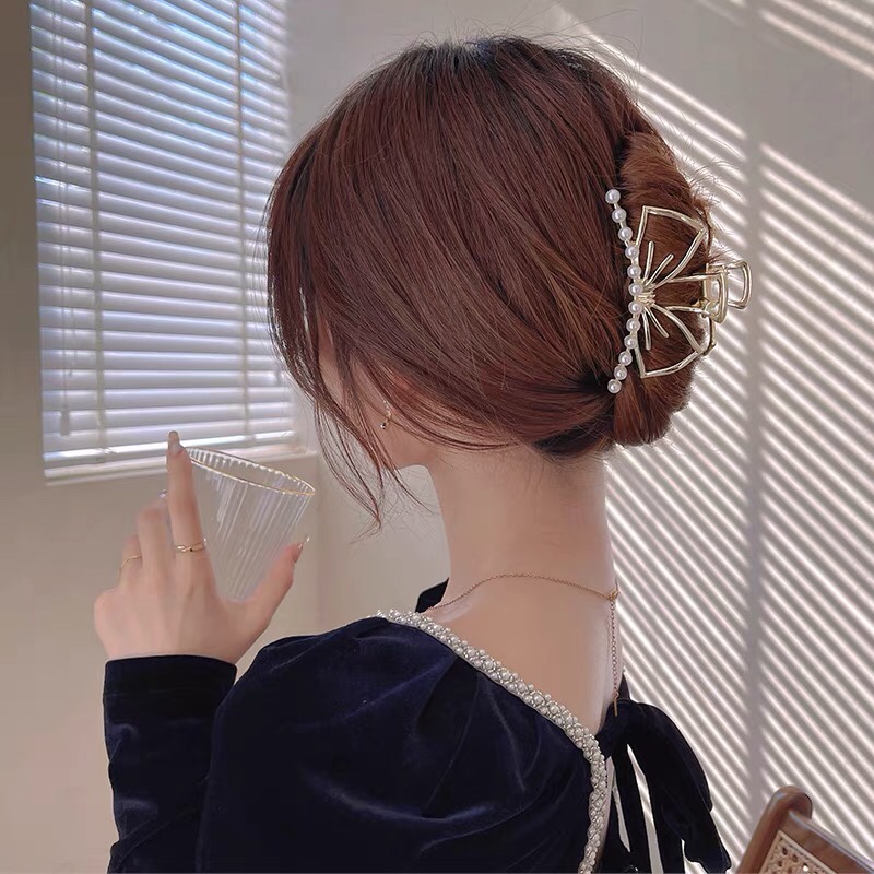 爆款网红合金镂空发顶卷发筒固定卷发筒固定发顶合金蝴蝶带珍珠详情图4