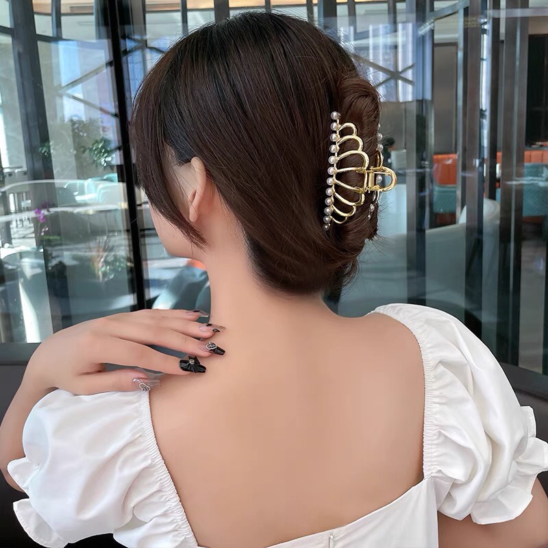 爆款网红合金镂空皇冠发顶卷发合金皇冠加珍珠详情图5