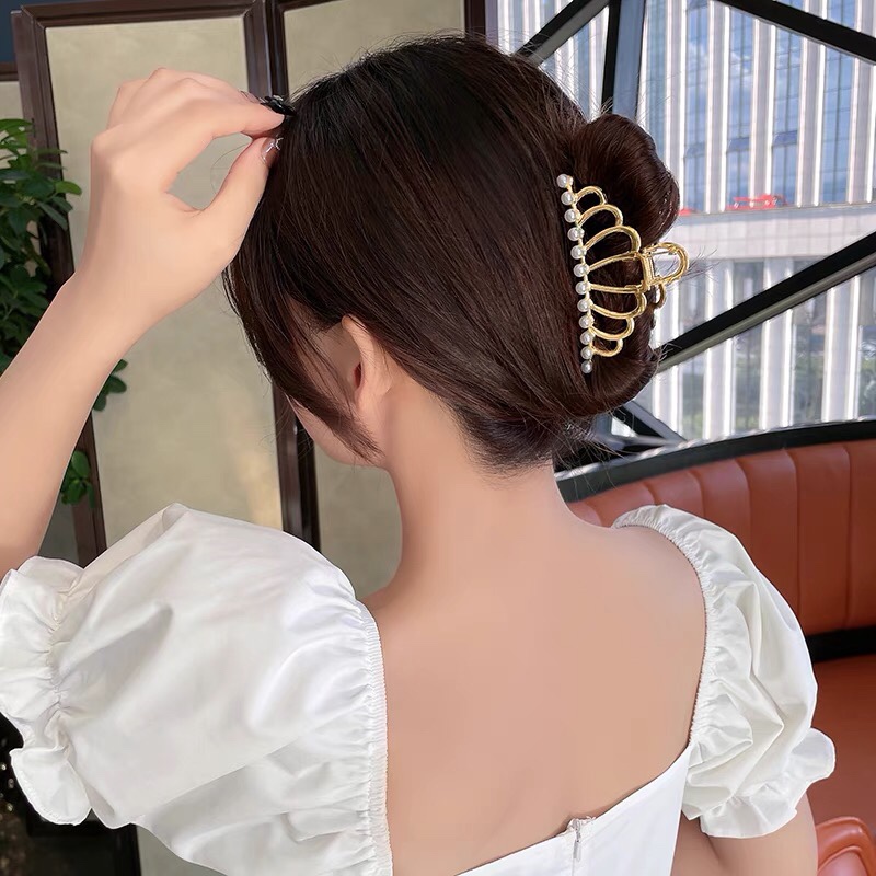 爆款网红合金镂空皇冠发顶卷发合金皇冠加珍珠详情图2