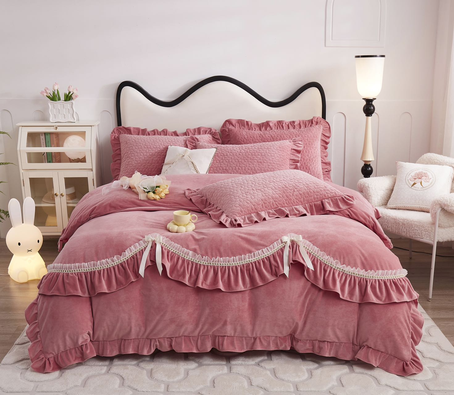 裕祥家纺冬季上新爆款荷花边牛奶绒暖绒四件套详情图1