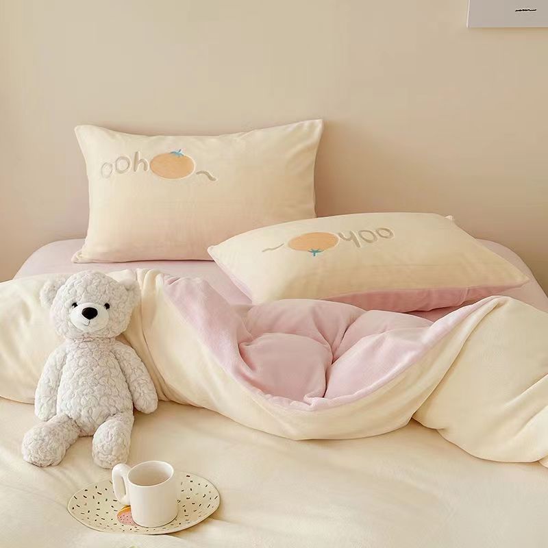 冬季上新爆款学生可爱婴儿绒暖绒四件套床上用品详情图1