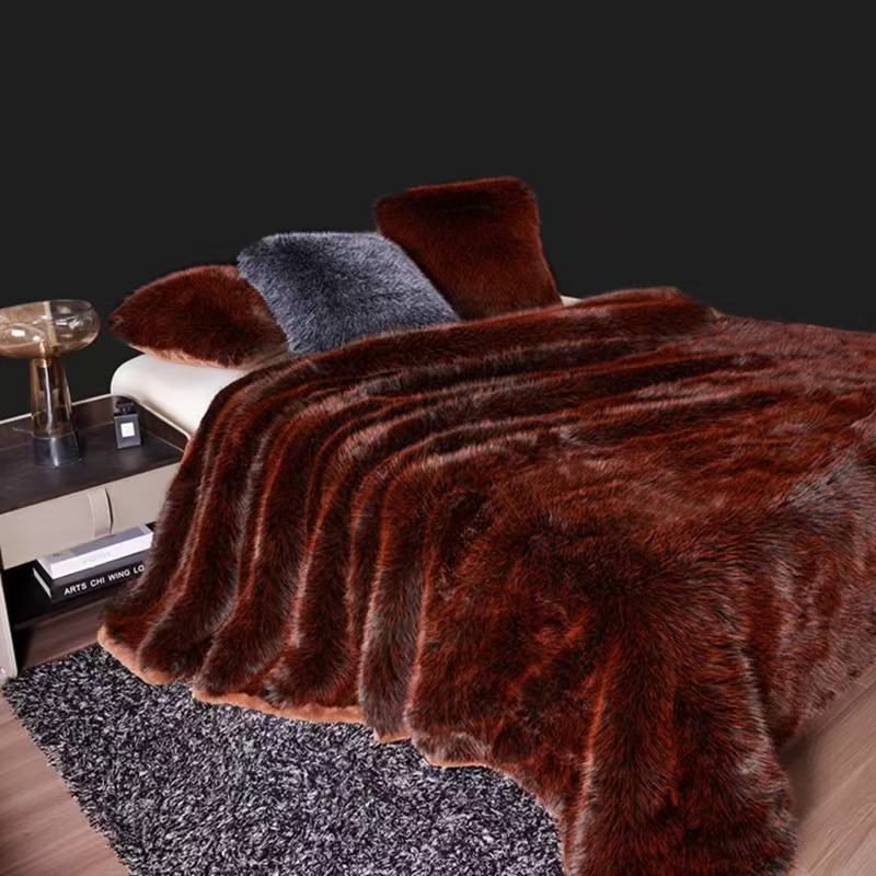 外贸跨境新款高端轻奢摩登·魅影重工双层柔暖贴肤毛毯详情图5