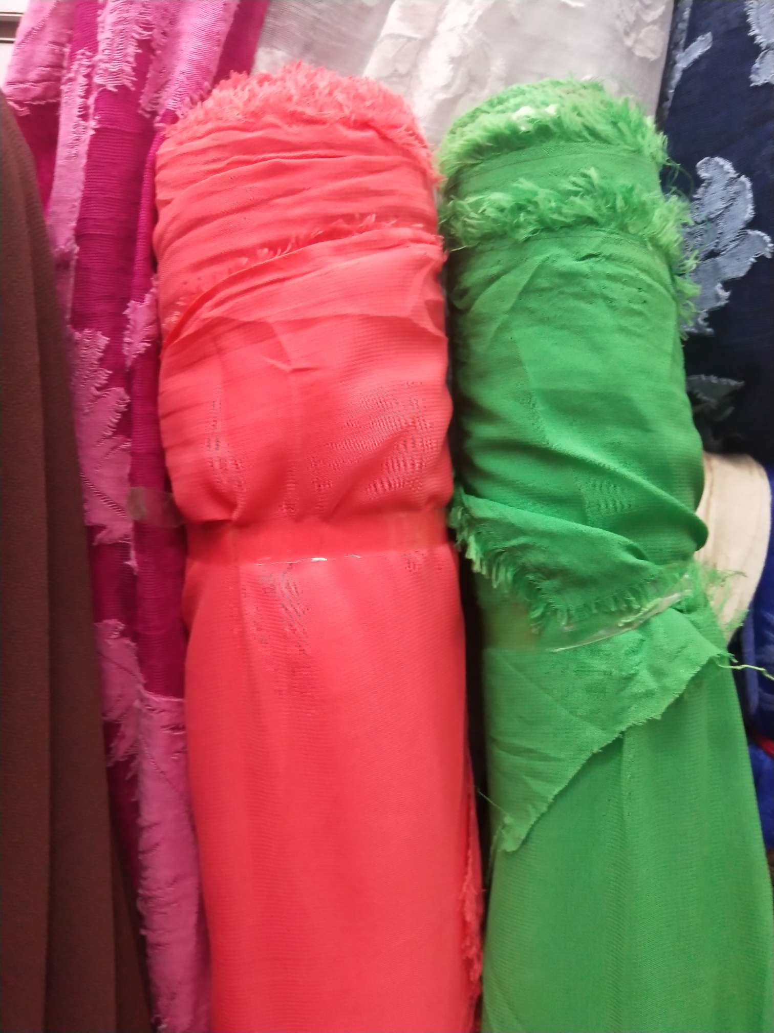 雪纺红色详情图1