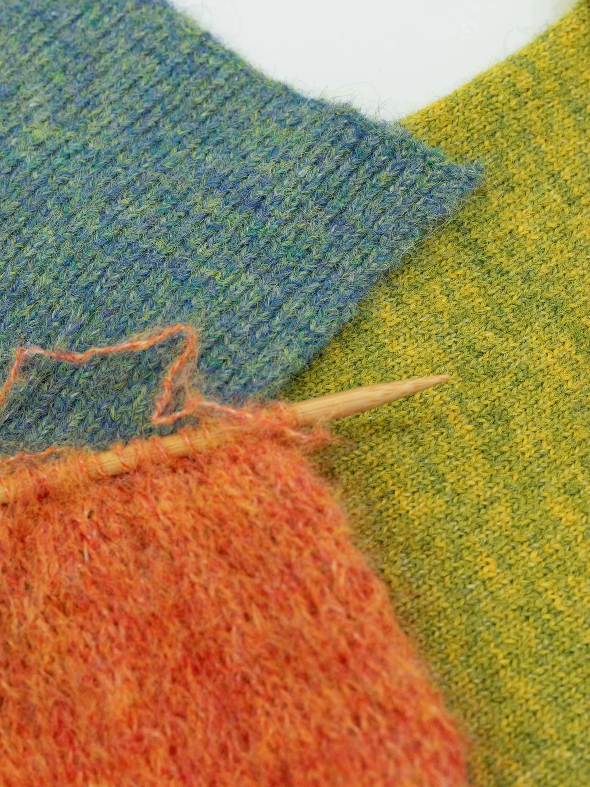 糖果色仿羊驼弹力长毛纱线毛线团手混线手工diy编织钩针棒针配线详情2