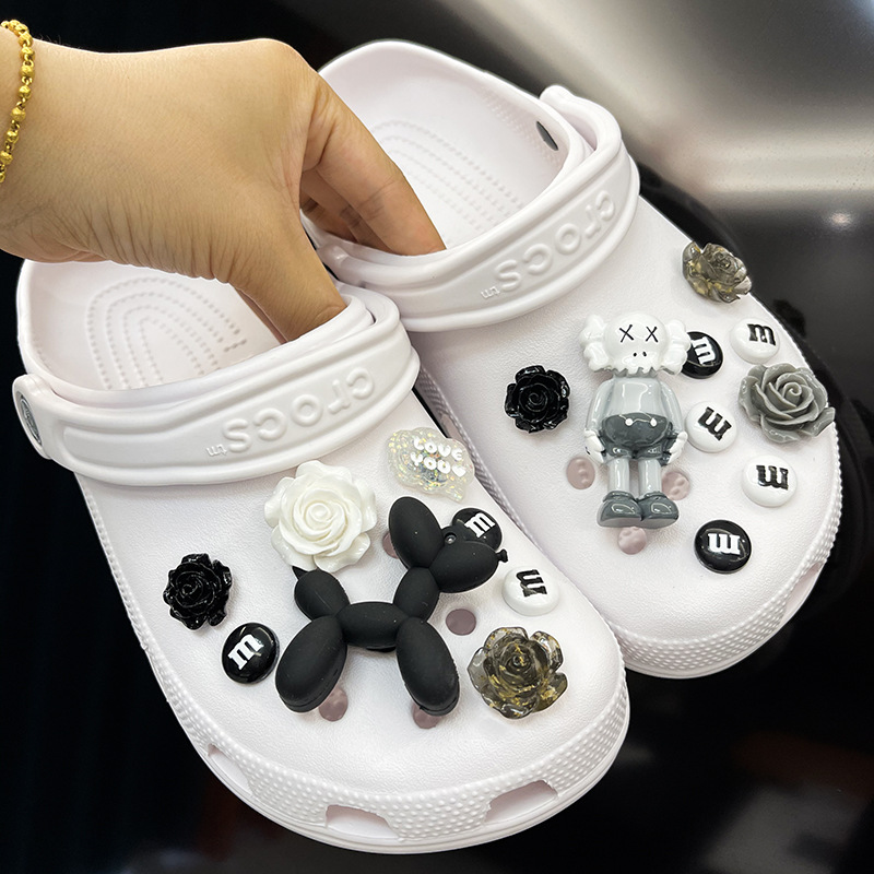 暴力熊气球狗巴斯光年洞洞鞋鞋花扣配饰cross装饰扣diy卡通鞋配件详情图2